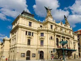 Vinohrady Theater | Hotel Anna Prague